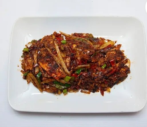 عقدة دجاج     بالطعم اليمني الأصيل